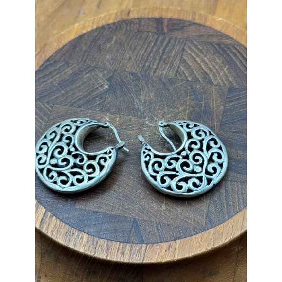 Vintage Silver-Toned Openwork Swirl Design Hoop Earrings For Women 15.19g - Picture 2 of 6